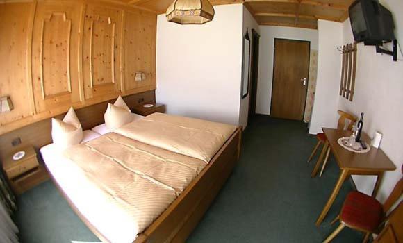 Bed and Breakfast Berghaus Maria Pettneu am Arlberg Camera foto