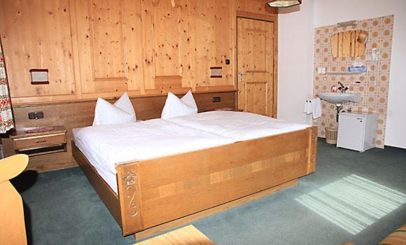 Bed and Breakfast Berghaus Maria Pettneu am Arlberg Camera foto